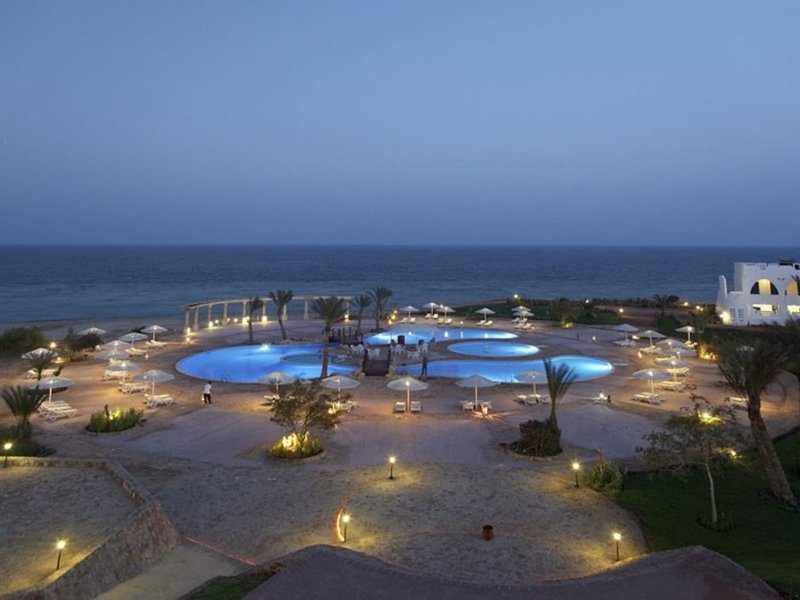 Three Corners Equinox Beach Resort 17