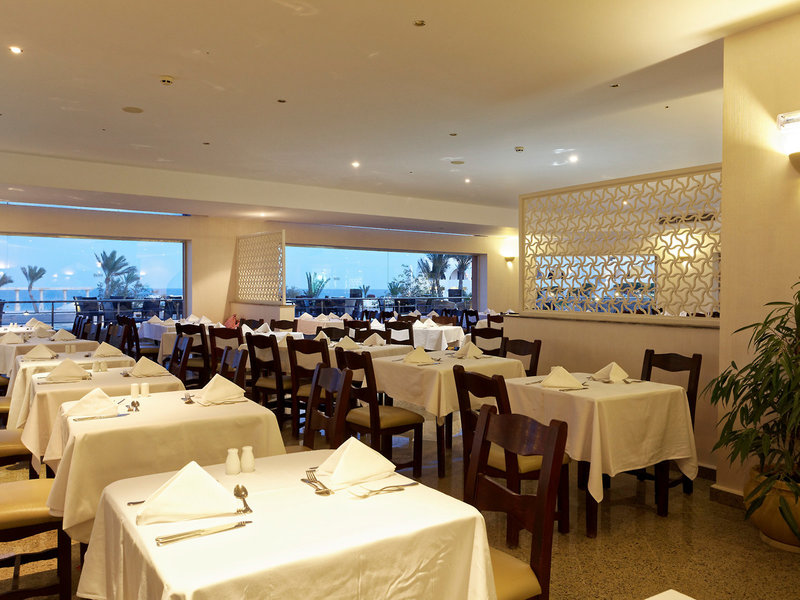 Three Corners Equinox Beach Resort 27