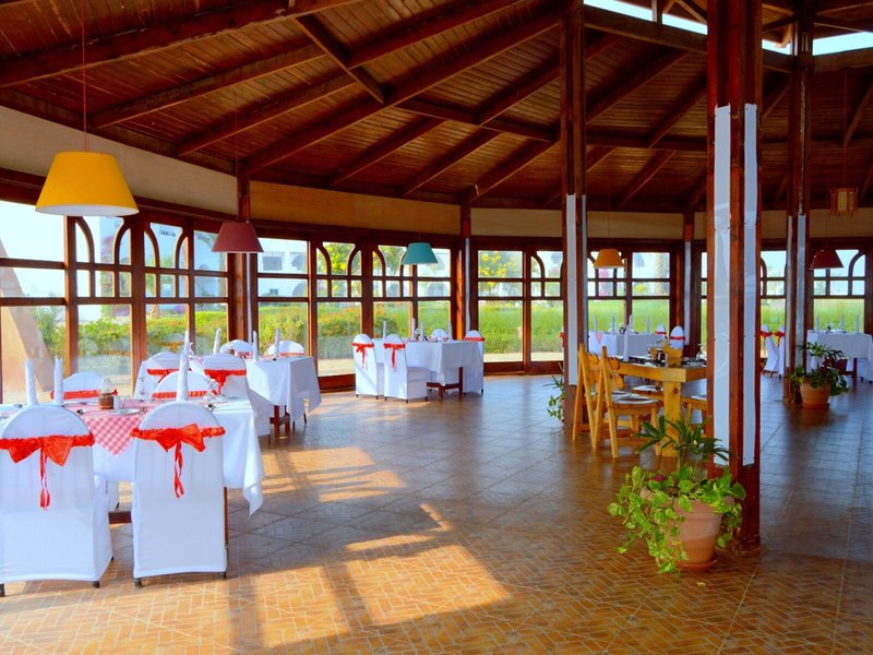 Three Corners Equinox Beach Resort 36
