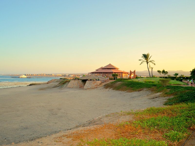 Three Corners Equinox Beach Resort 41