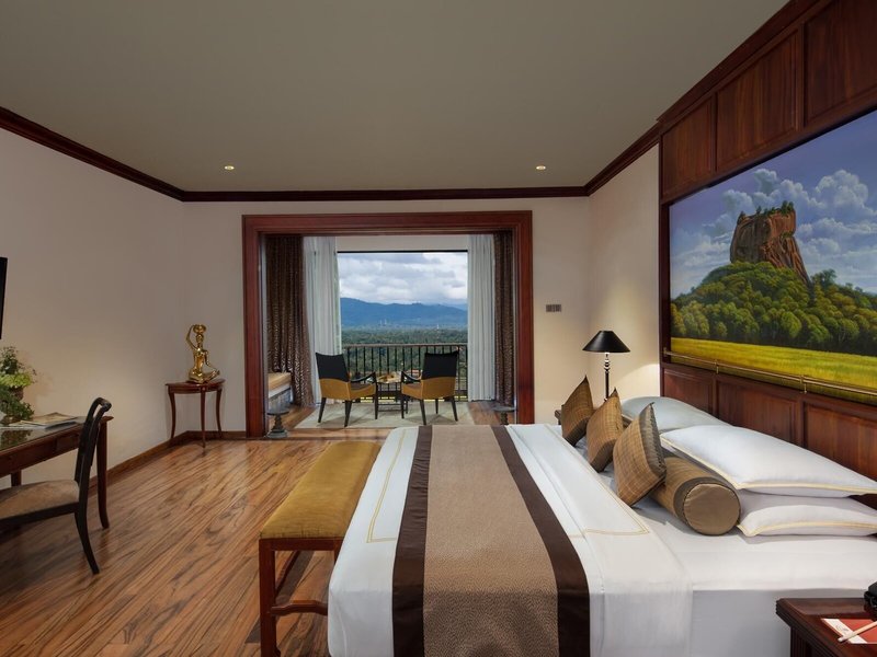 Earl's Regency 8