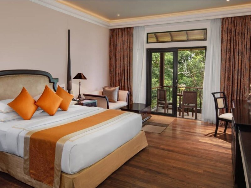 Earl's Regency 26