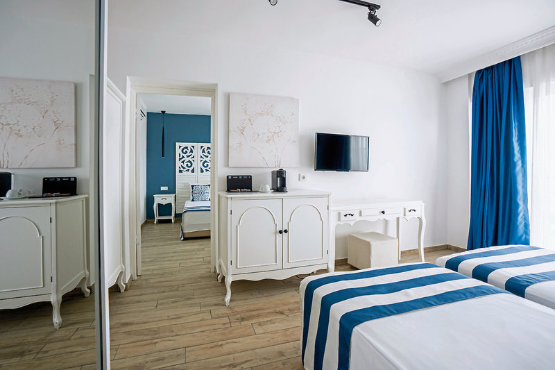 Blue Dreams Resort 9