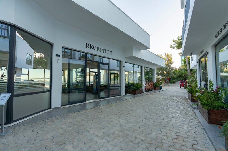 Blue Dreams Resort 6