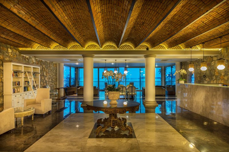 Blue Dreams Resort & Spa 10