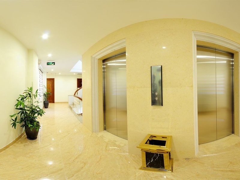 SQ Hang Gai Hotel & Spa 9