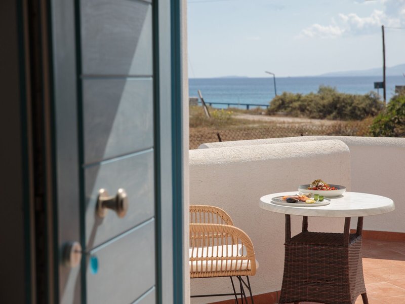 Liana Beach Hotel 10