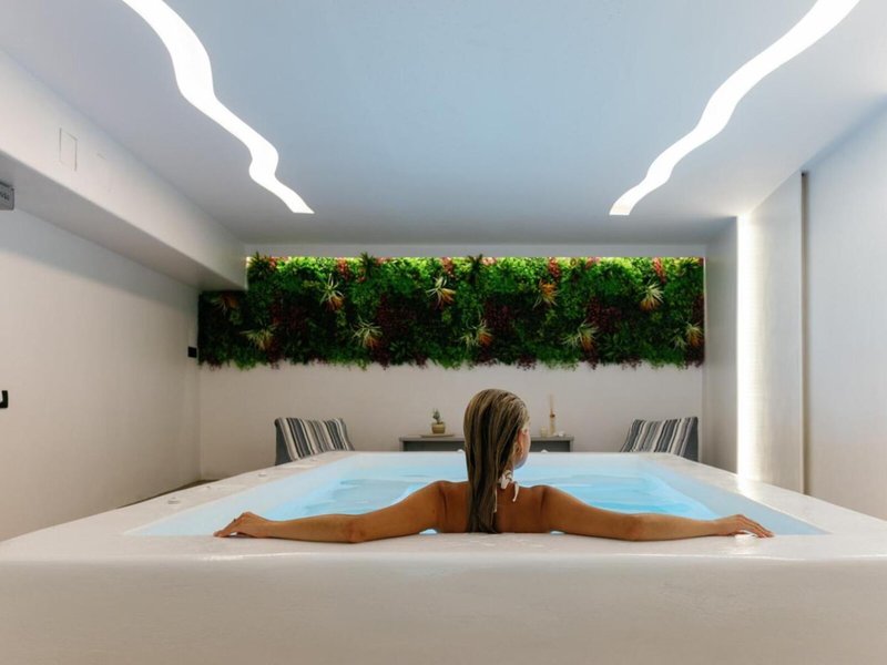 Liana Beach Hotel 22