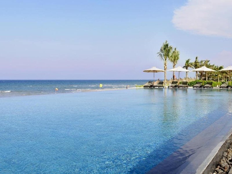 Meliá Danang Beach Resort 16