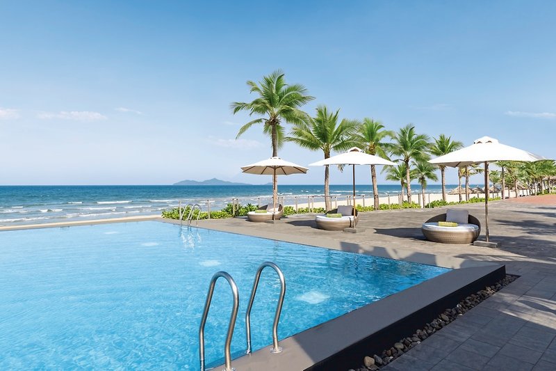 Meliá Danang Beach Resort 8