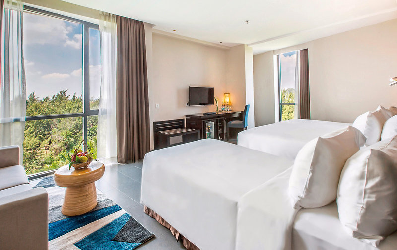Meliá Danang Beach Resort 25
