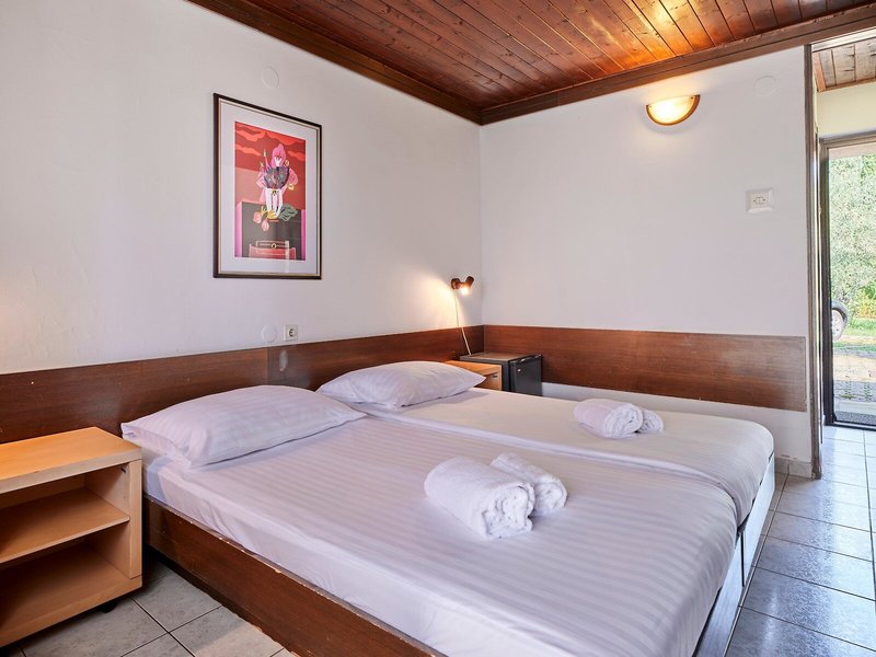 Naturist Park Koversada -Villas 2 Sterne 8