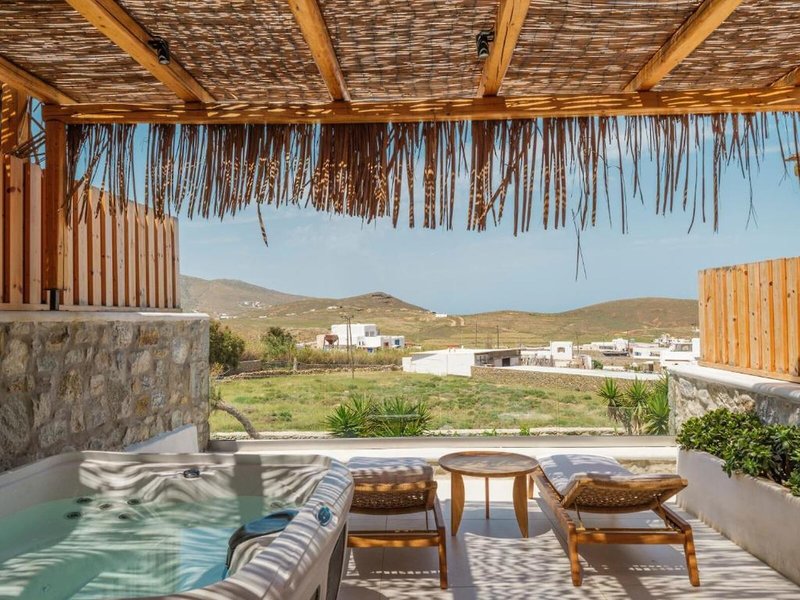 Ftelia Bay Boutique 3