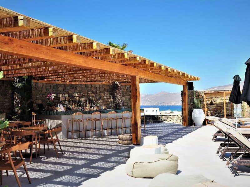 Ftelia Bay Boutique 14