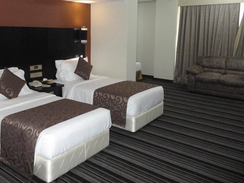 Pearl Grand Hotel 22