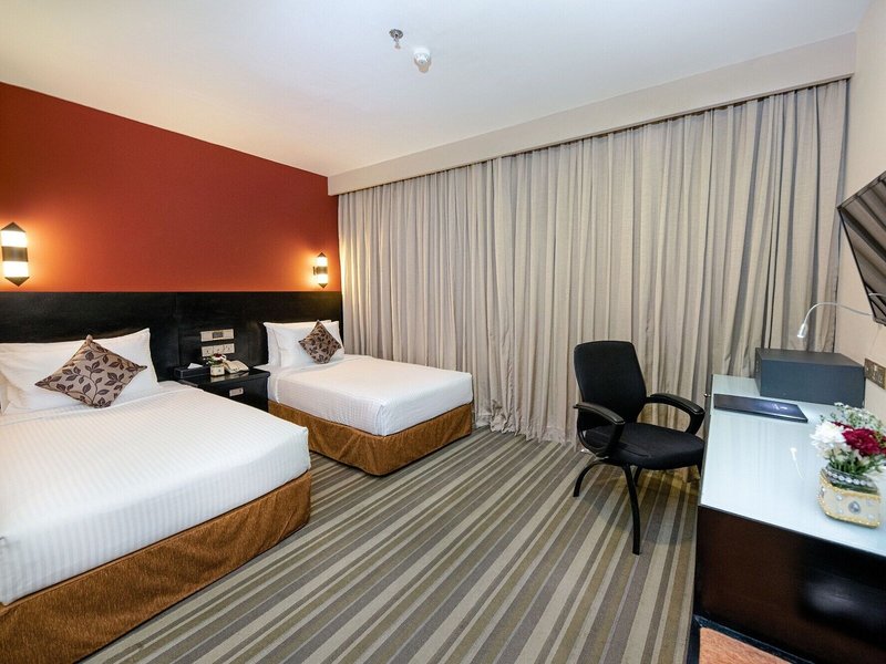 Pearl Grand Hotel 24