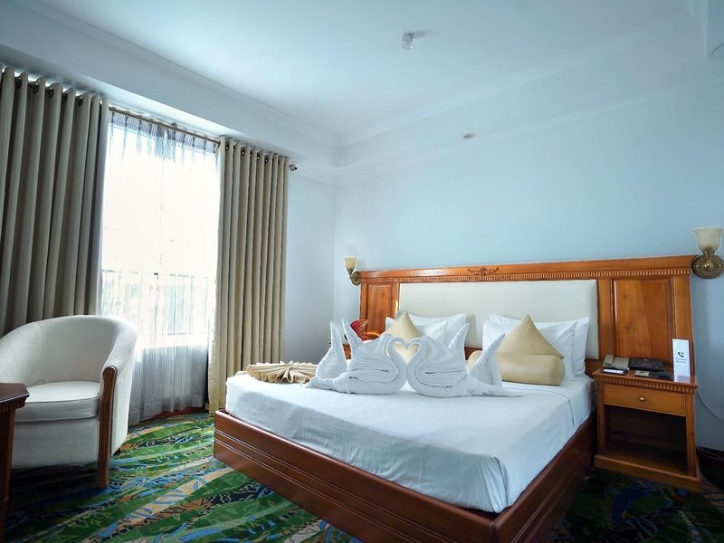 Araliya Green Hills Hotel 13