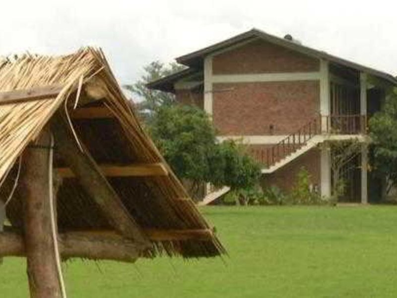 Camellia Resort and Spa 8