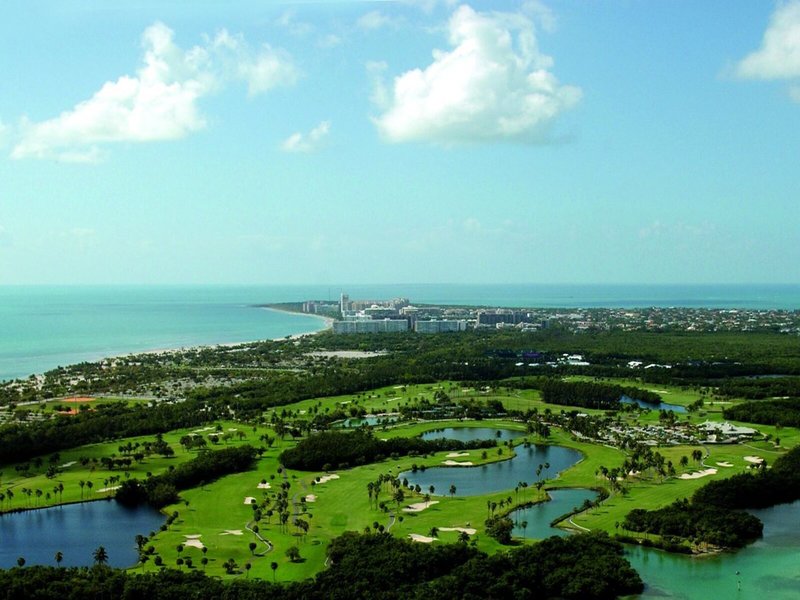 The Ritz Carlton Coconut Grove 7