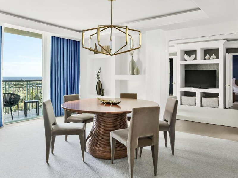 The Ritz Carlton Coconut Grove 31