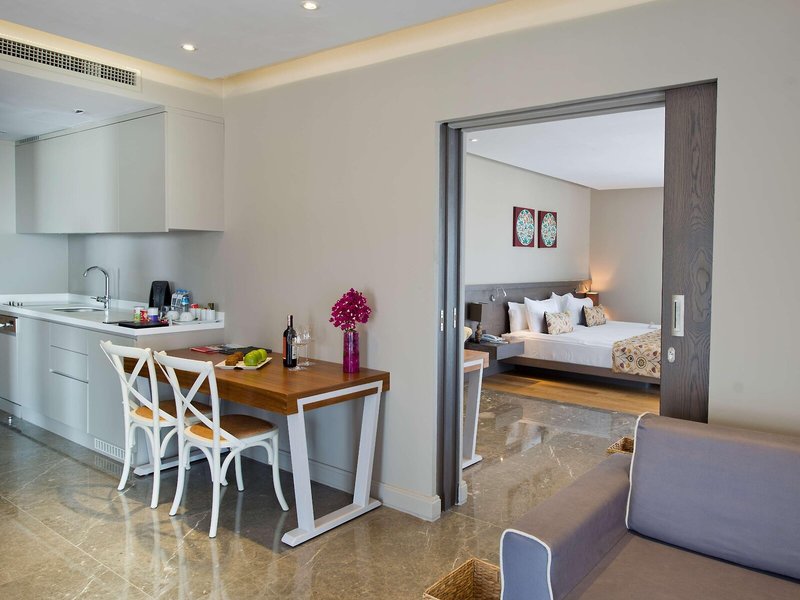 Ramada Resort Bodrum 36