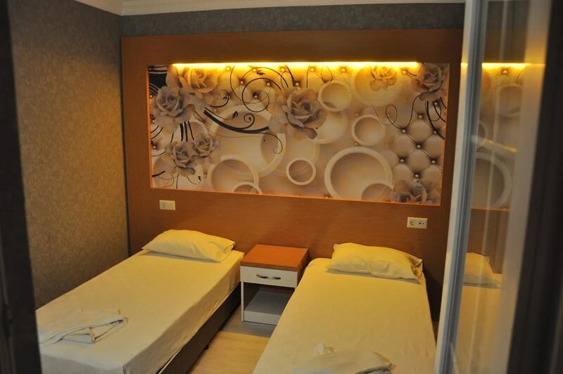 Anita Noch Hotel 12