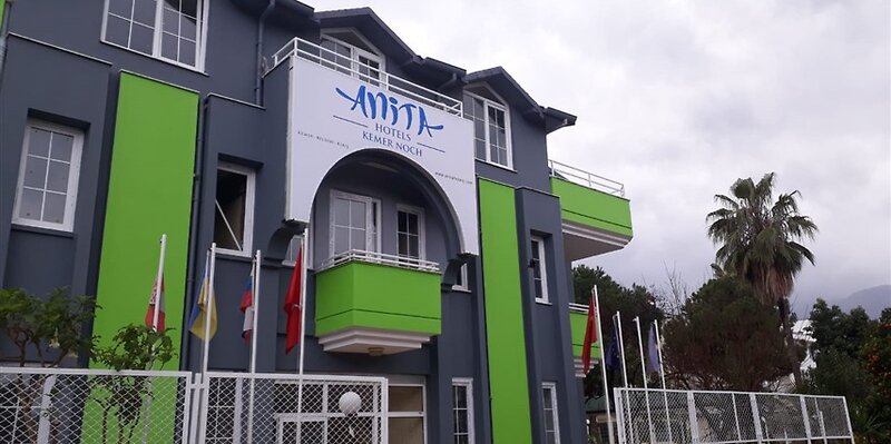 Anita Noch Hotel 13