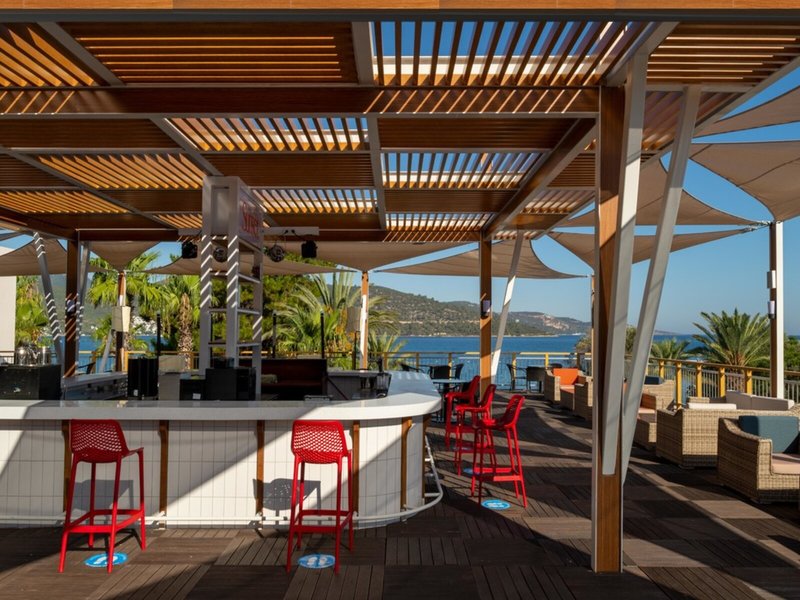 DoubleTree by Hilton Bodrum Isil Club Resort 8