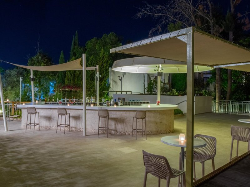 DoubleTree by Hilton Bodrum Isil Club Resort 9