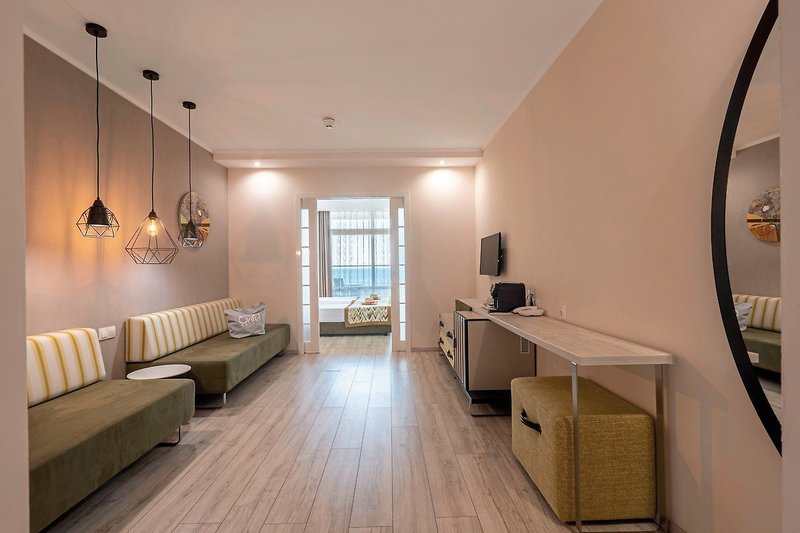 GRIFID Encanto Beach 37