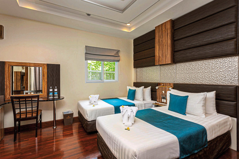 Royal Beach Boutique Resort & Spa 9