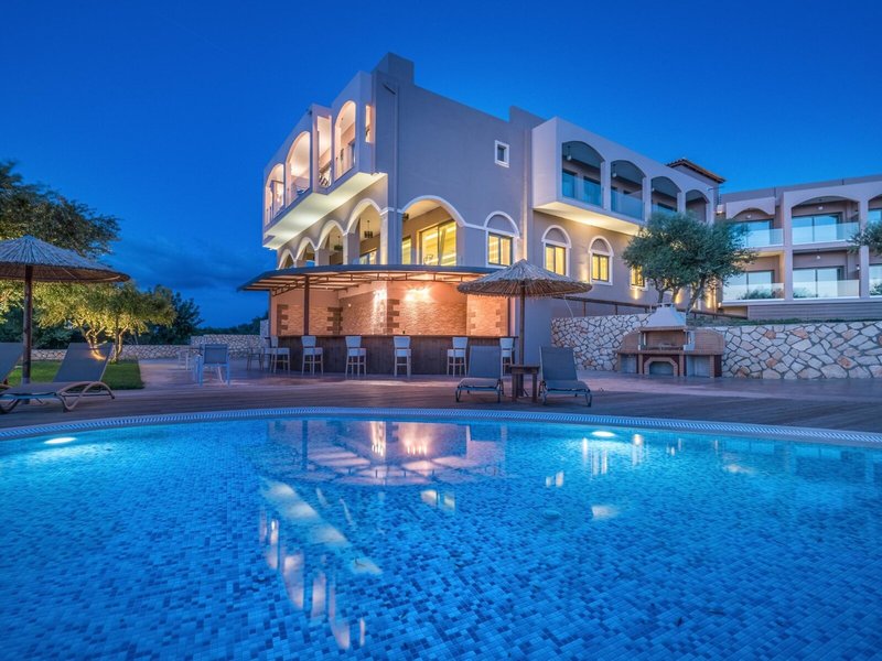 Elegance Luxury Executive Suites 6