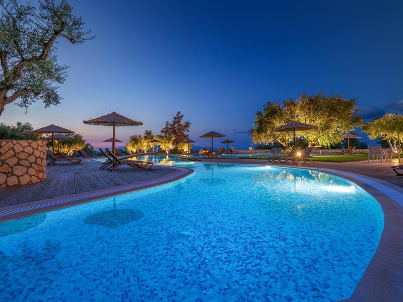 Elegance Luxury Executive Suites 8