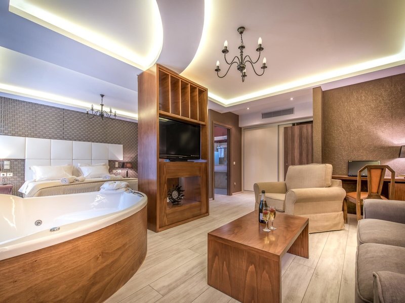 Elegance Luxury Executive Suites 18
