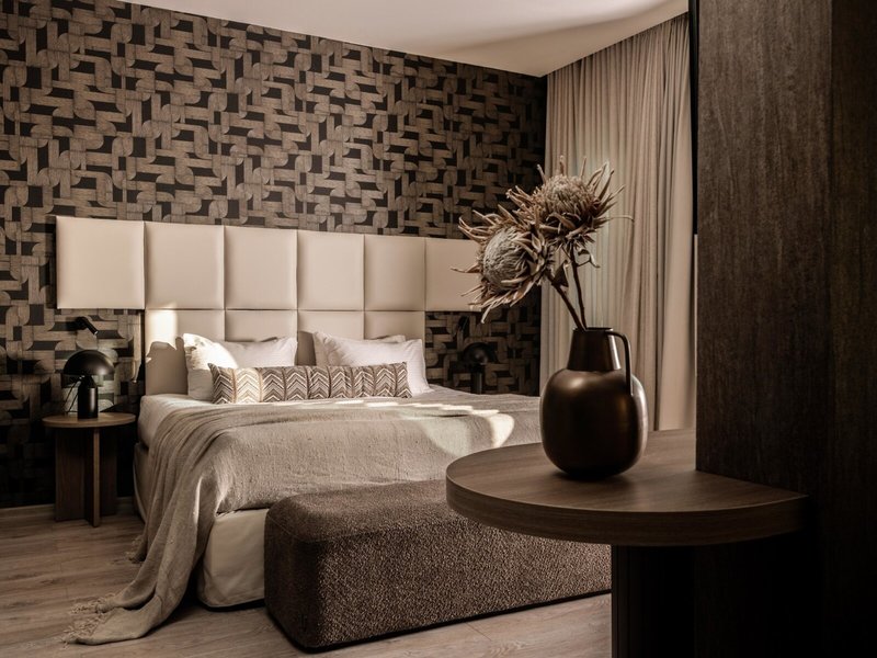 Elegance Luxury Executive Suites 27