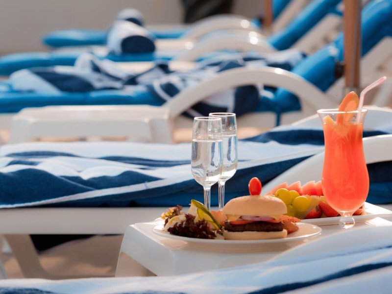 Signature Hotel Al Barsha 1 4