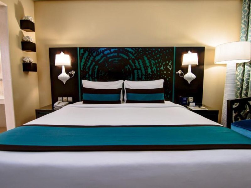 Signature Hotel Al Barsha 1 11