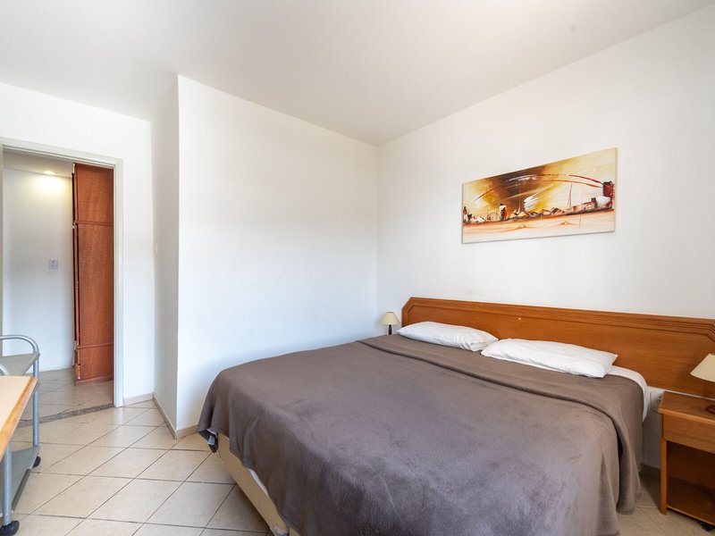 OYO Residencial Itacuruçá Apart Hotel 17 - Room Example