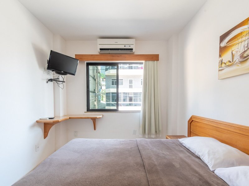OYO Residencial Itacuruçá Apart Hotel 21 - Room Example