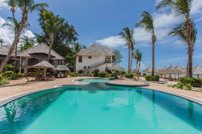 AHG Waridi Beach Resort & Spa 13