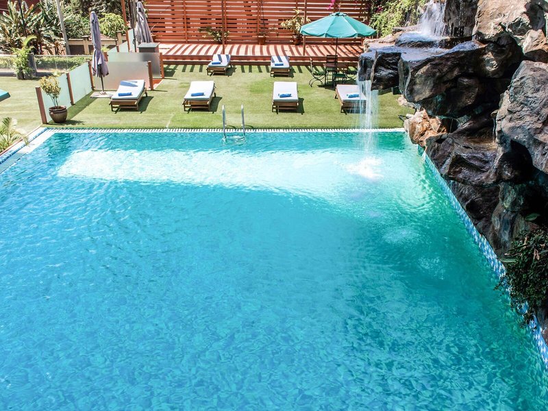 Azure Hotel Nairobi  7