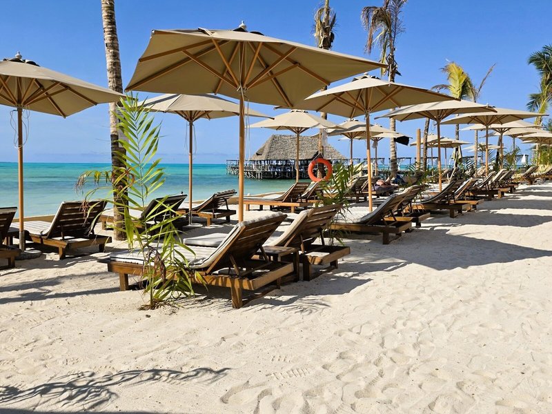 Reef & Beach Resort 2