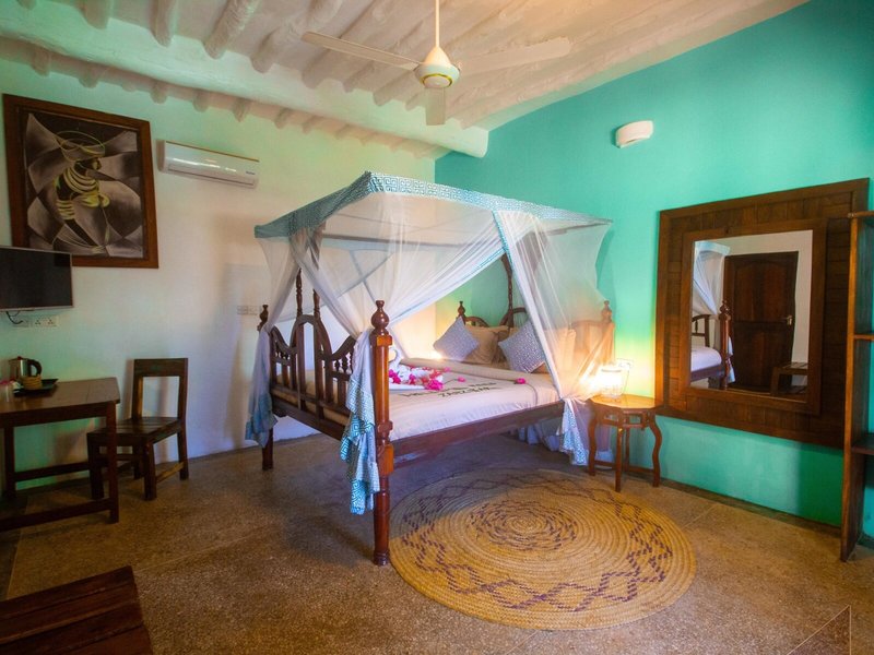 Reef & Beach Resort 38