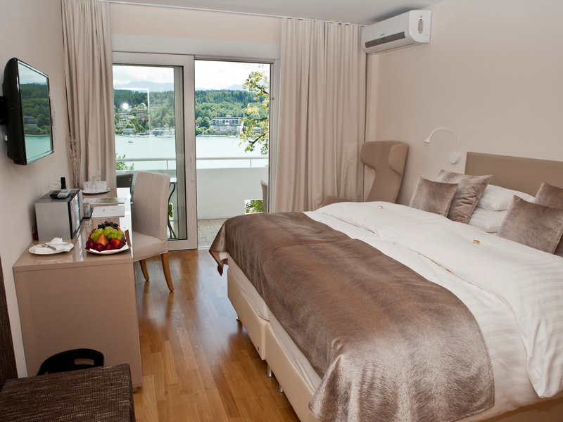 Seehotel Europa Velden 14