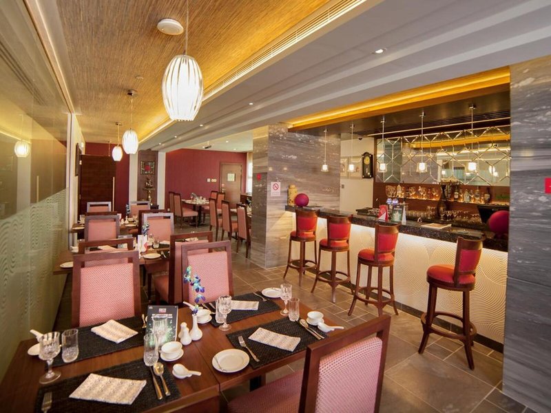 Raviz Center Point Hotel 10