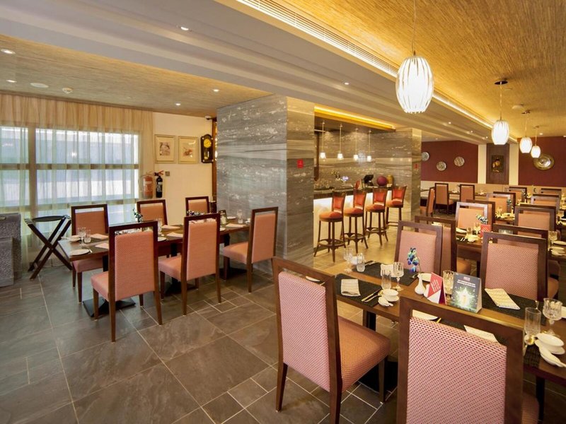 Raviz Center Point Hotel 12
