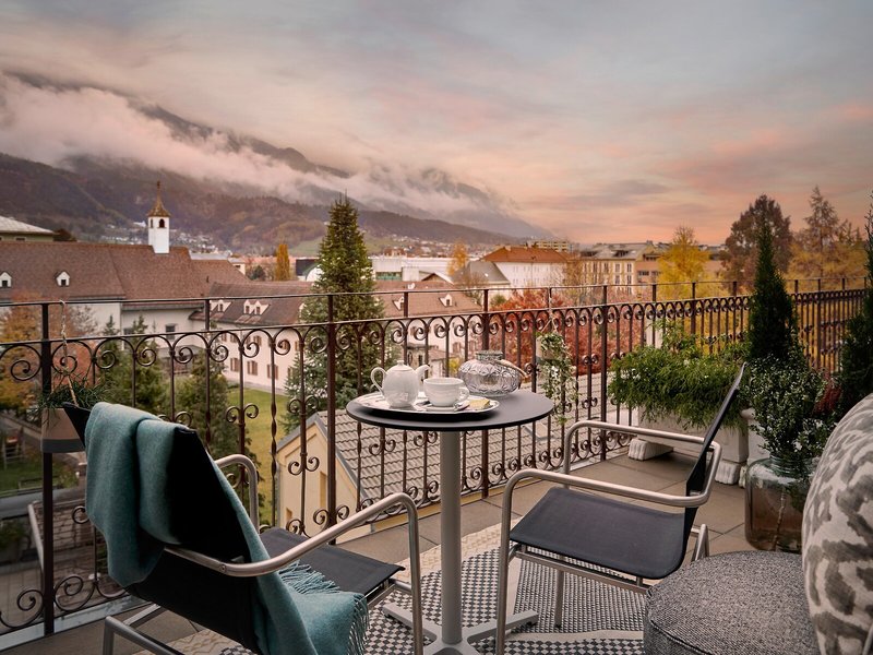 Schwarzer Adler Innsbruck 4