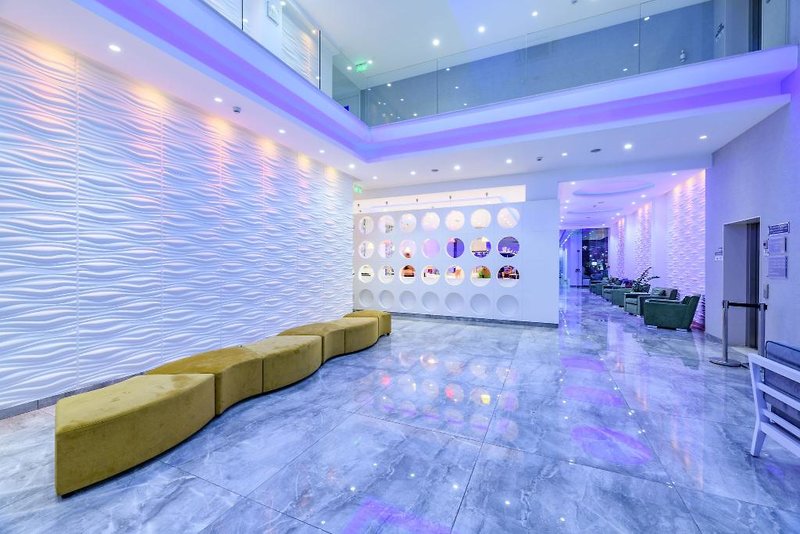 River Rock Hotel 18
