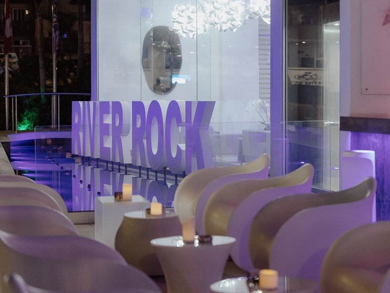 River Rock Hotel 25