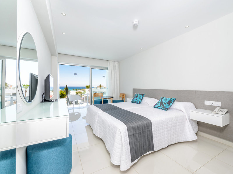 River Rock Hotel 33